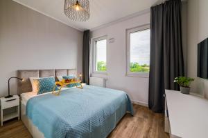 Partynice Apt - Parking & Balcony - by Rentujemy