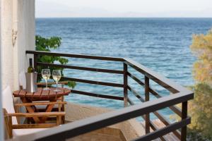 Lido Hotel Korinthia Greece