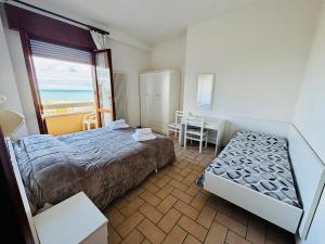 APPARTAMENTO -C- VISTA MARE con 2 camere da letto-Residence Azzurro