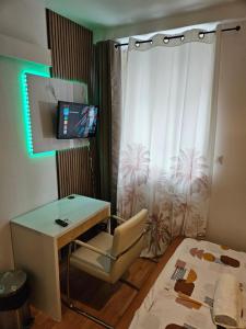 Chambre confort - salle de bain - 5 mins Gare Annemasse