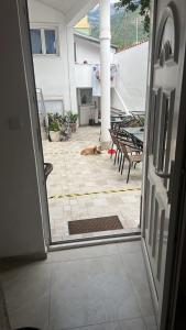 Apartmani Amira Sutomore