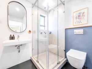 Deluxe Mountain View Apartment - 40onL