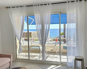 Deux pièces cosy, front de mer, terrasse et 2 SdB