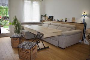 Boho style apartment - 8 mins from Paris Center - Garden and underground parking