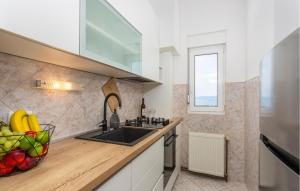 Awesome Apartment In Omisalj With Wifi 
