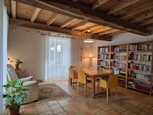 Maisons de vacances ZenDuo Riverview with good breakfast : Maison 1 Chambre