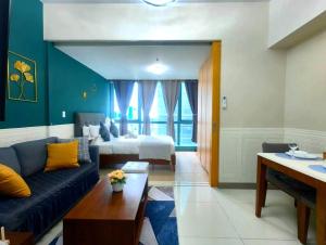 Lovely Condo in Uptown, BGC - Soleil Pacific Suite