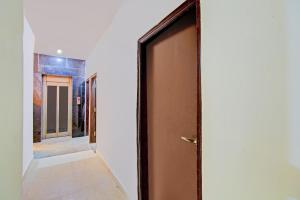 Hotel O Blue Moon Residency