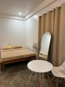 Dee Siargaonon Family Room