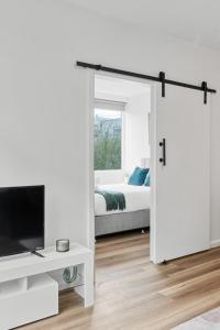 Balaclava Urban Retreat