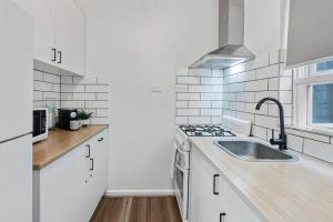 Balaclava Urban Retreat