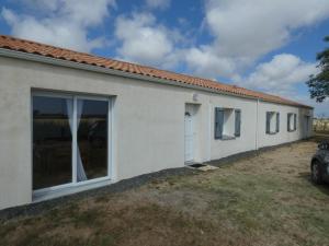 Maisons de vacances Maison 94m² renovee, 4 personnes, animaux admis, jardin - FR-1-540-311 : photos des chambres
