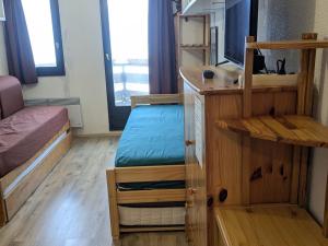 Studio 3 pers, au pied des pistes avec balcon - FR-1-557-138