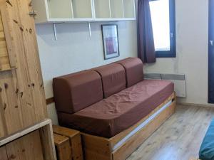 Studio 3 pers, au pied des pistes avec balcon - FR-1-557-138