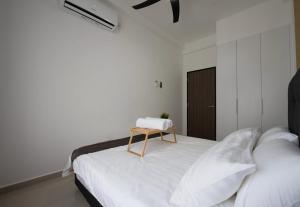 Melacca 3 Bedroom Family Suite-5min to Jonker#14pax