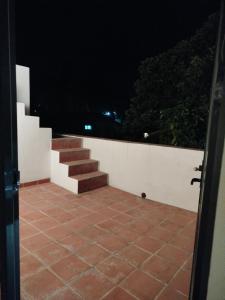 Escapada de Lujo en Ajijic Habitaciónes Privadas con Baño vistas Alberca Montañas