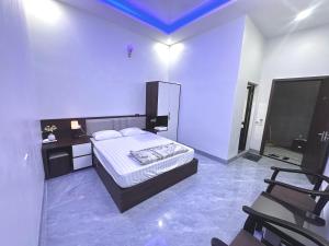 Nhà Nghỉ Tân Tiến