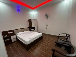 Nhà Nghỉ Tân Tiến