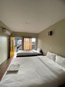 Lakers Bed and Breakfast