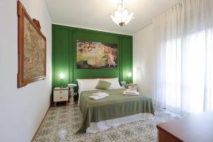 Near Airport and City Center