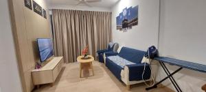 Seaview 2BR Resort Stay Near Pantai Puteri
