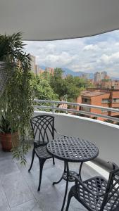 Moderno Apartamento en el Poblado cerca a Provenza 3H Capacidad 8 personas