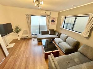 新宿の一軒家貸切 駐車場付 3寝室7ベッド 東新宿駅徒歩9分 新宿渋谷原宿エリア