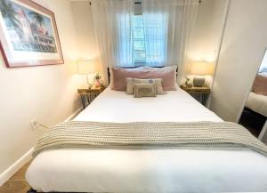 cozy home in Tampa near Ybor & Busch Gardens