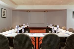 Hotels Best Western Premier Le Patio des Artistes Wellness Jacuzzi : photos des chambres