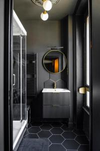 Suite Balneo Hammam Noire et Or