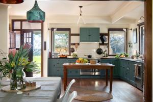 The Farmhouse, elegance in the Margaret River coastal countryside