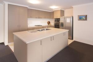 Marina Seaside Escape- WIFI