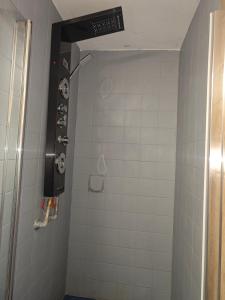 Hobbit Hütte am Bach ohne Bettwäsche