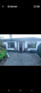 0ne bed house on private road