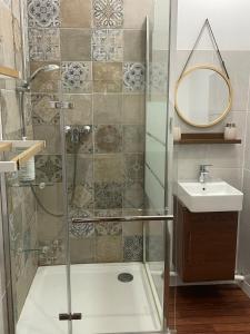 Studio climatisé au centre du village