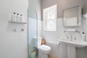 The Headland-Premier Queenscliff Beachview Abode