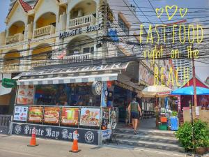 Beachfront Jomtien 180degree Seaview