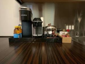 Luxe Condo Balcony Strip View No Resort Fee