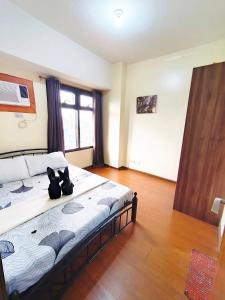 1bedroom Condo For rent with WiFi pool and gym