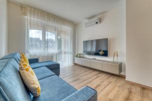 Casa Ginevra - Modern Design, King Bed & Terrace