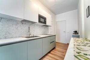 Casa Ginevra - Modern Design, King Bed & Terrace