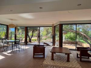 Villa typique avec piscine