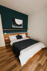 Central Boulevard Modern Apartment