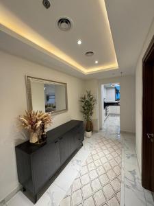 Luxury 2BR Canal front & Burj Khalifa views- High Floor