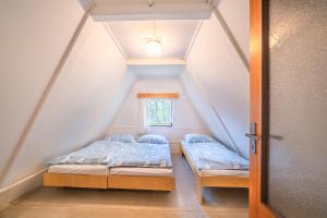 Ubytování u Foltýnů - chatičky Hracholusky