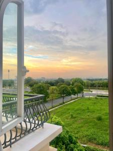 Dehom 1 - Homestay Vạn Phúc City