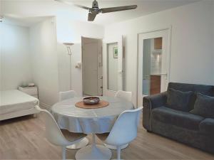 Appartements Studio moderne lumineux avec parking, animaux acceptes - FR-1-555-6 : photos des chambres