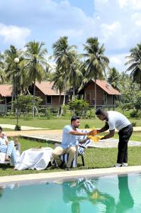 Ahas Pokuna Holiday Resort