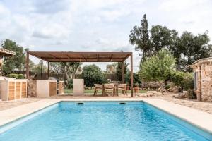 Captivating 5-Bed Retreat in Ibiza 1470