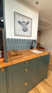 NEW Tendaka Stylish Hideaway